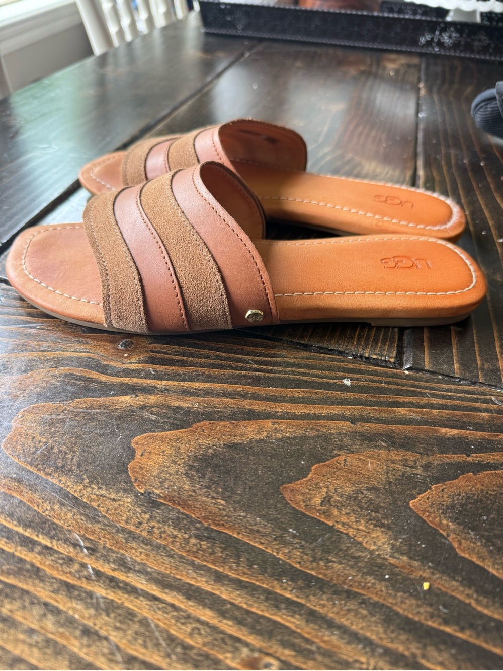 UGG Women's Tan/Brown Slide Sandals
